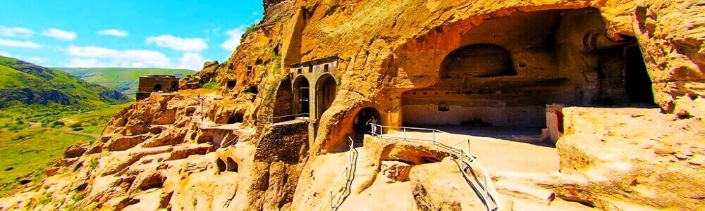 Authors tours and travel | Tours to Georgia from Kazakhstan to the cave city of Vardia
